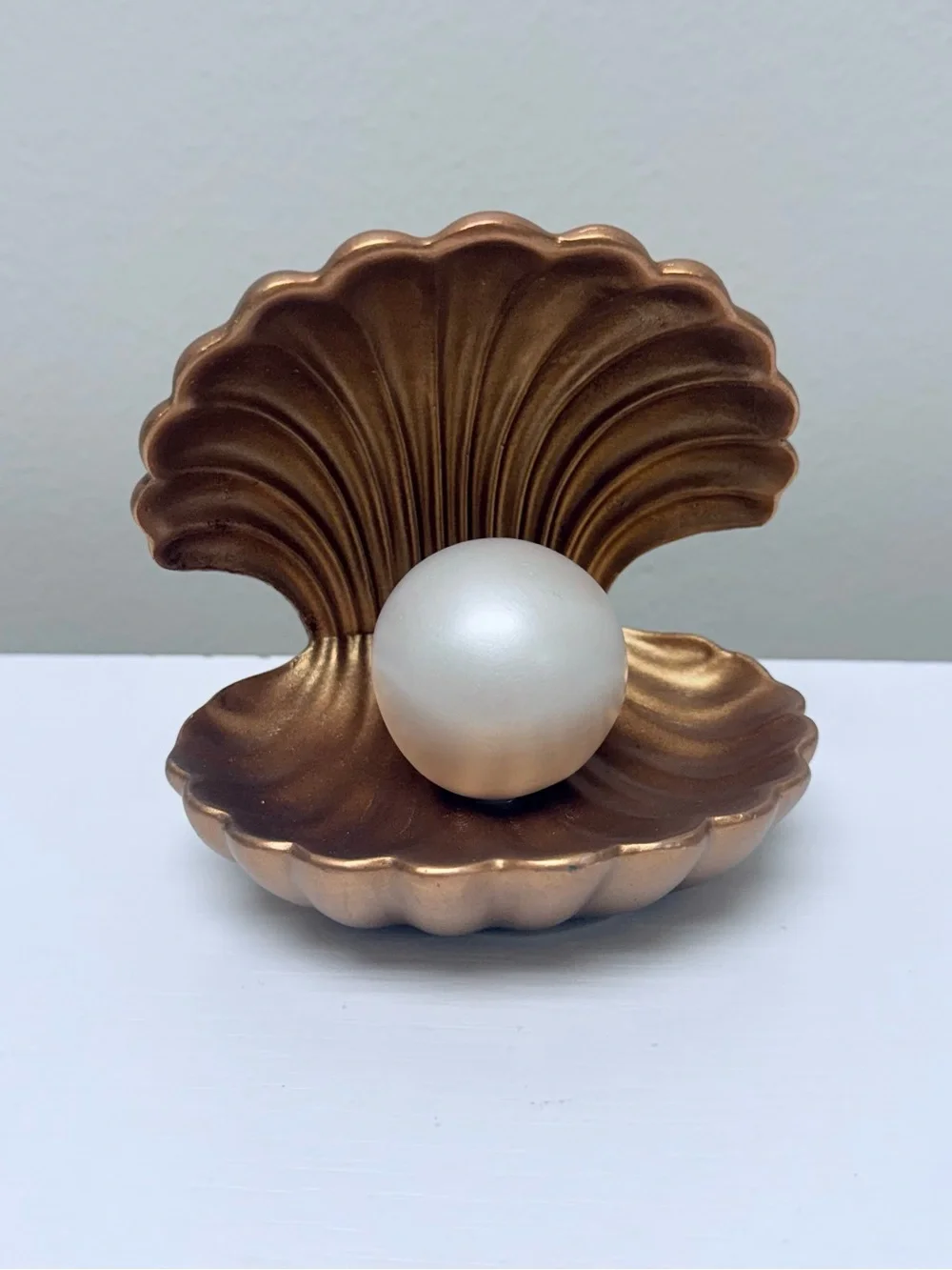 Gold Shell with Pearl, Decorative Resin Figural Target Bullseye's Playground™
